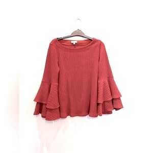 🧡Laura Top with Flowy Sleeves